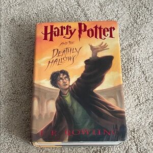 Harry Potter and the Deathly Hallows Hardcover Book